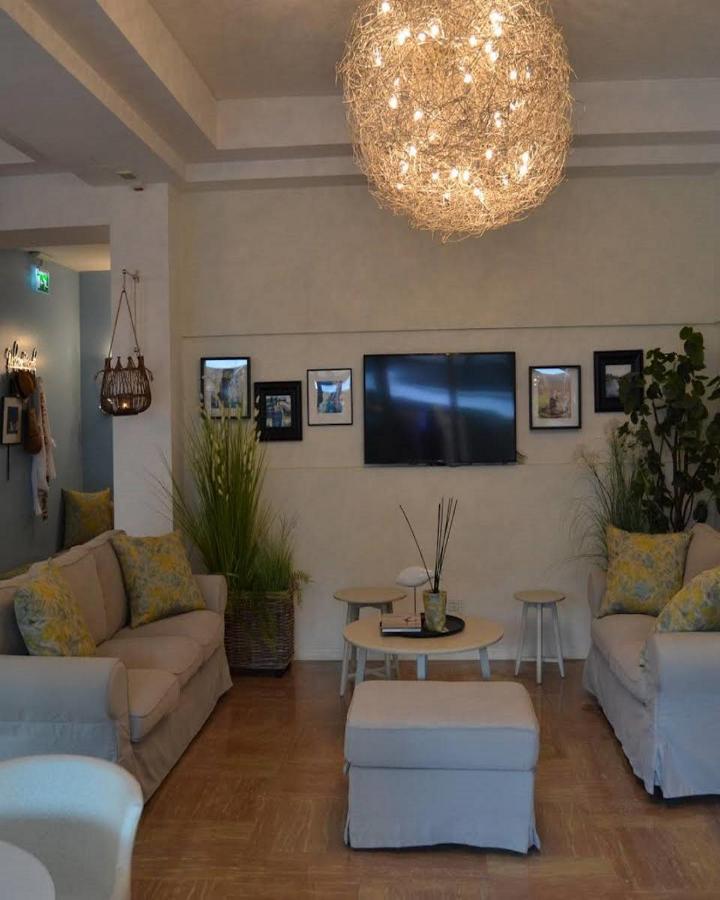 Hotel Mon Pays Riccione Exteriör bild
