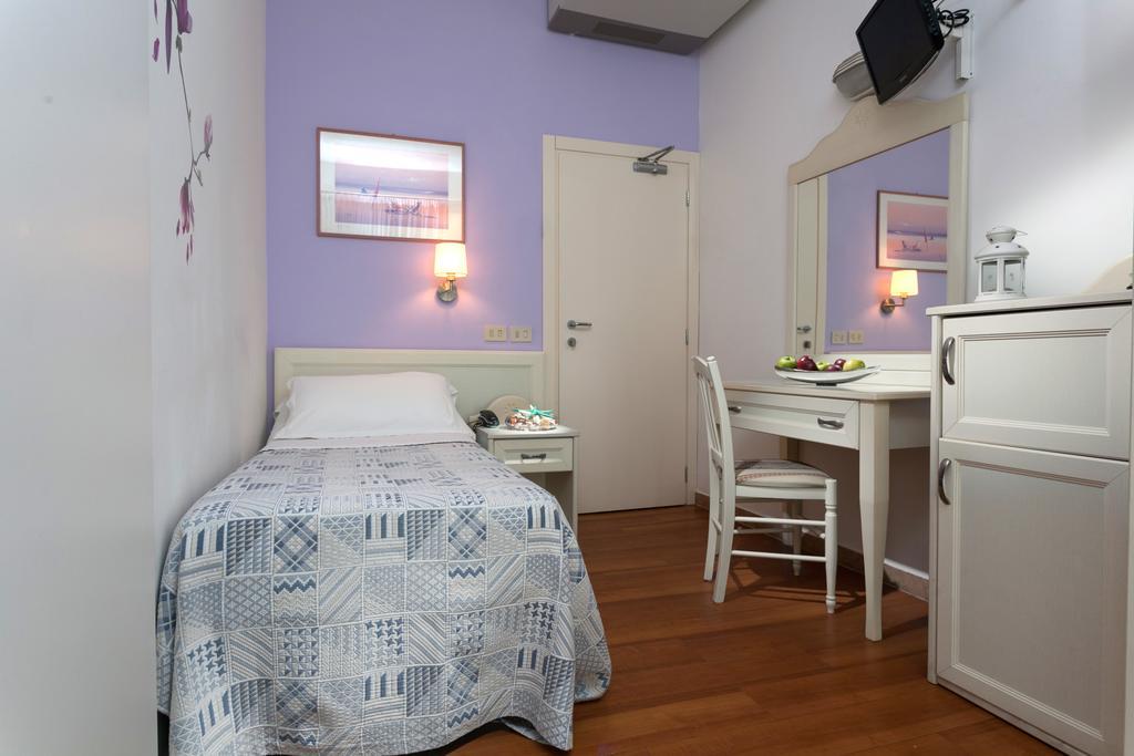 Hotel Mon Pays Riccione Rum bild